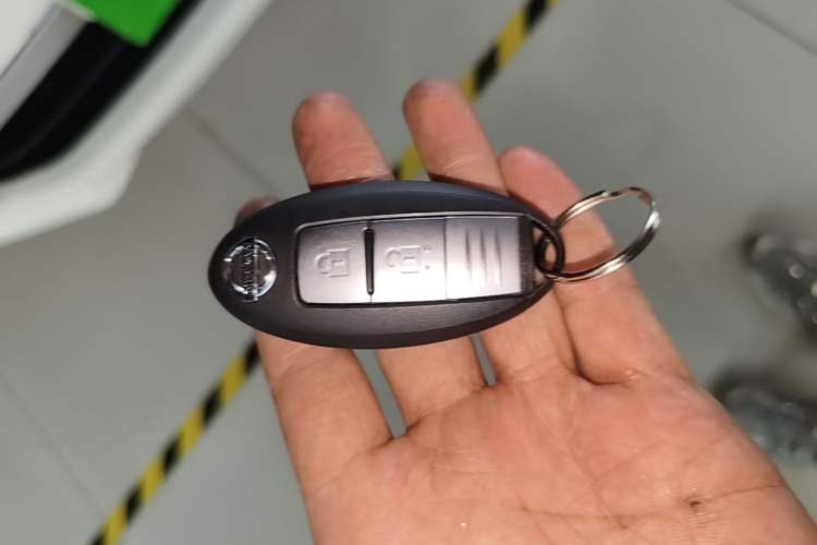 Used Nissan Terra 2020 2.5L XL Upper 4WD Automatic Four-Wheel Drive Luxury Edition Vehicle Key