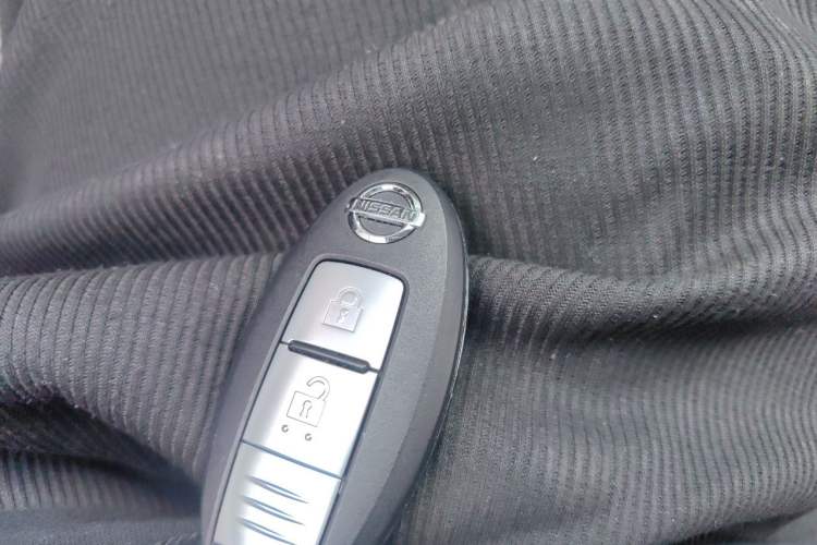 Used Nissan Terra 2020 2.5L XL Upper Automatic Two-Wheel Drive Luxury Edition Vehicle Key