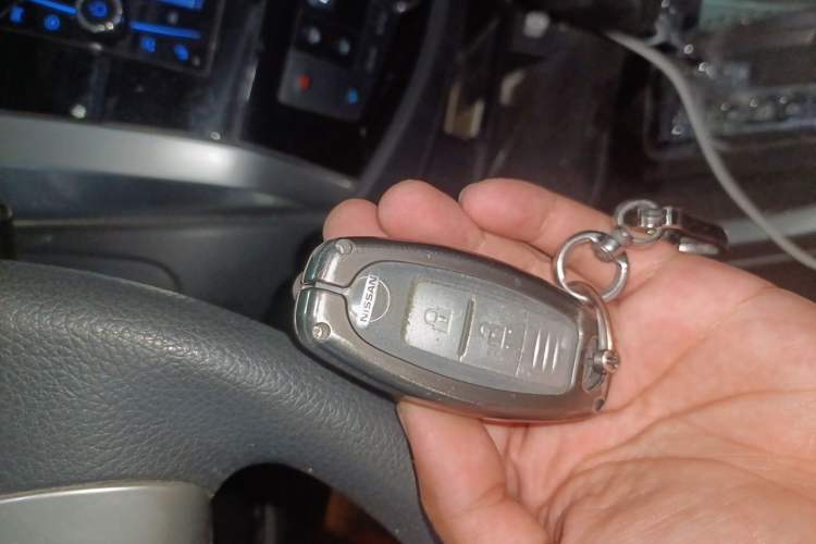 Used Nissan Terra 2020 2.5L XL Upper Automatic Two-Wheel Drive Luxury Edition Vehicle Key