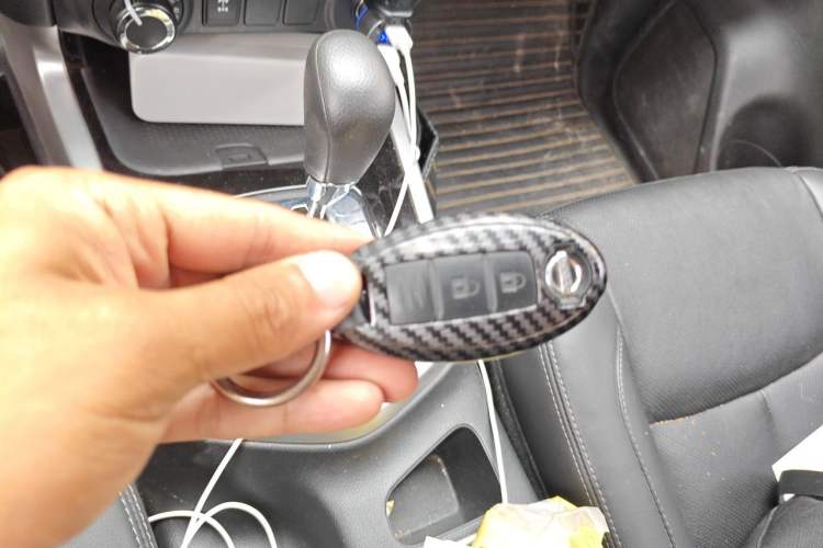 Used Nissan Terra 2020 2.5L XL Upper 4WD Automatic Four-Wheel Drive Luxury Edition Vehicle Key