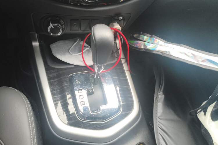 Used Nissan Terra 2020 2.5L XV 4WD Automatic Four-Wheel Drive Flagship Edition Gear Lever