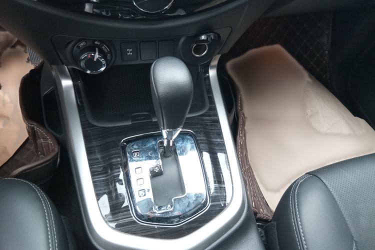 Used Nissan Terra 2020 2.5L XV 4WD Automatic Four-Wheel Drive Flagship Edition Gear Lever