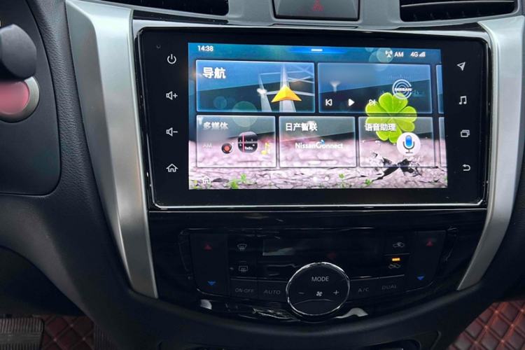 Used Nissan Terra 2020 2.5L XV 4WD Automatic Four-Wheel Drive Flagship Edition Interior 3