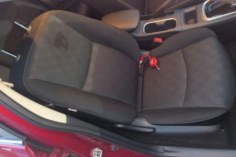 Used Nissan Tiida 2021 1.6L CVT Smart Drive Edition Right Front Seat