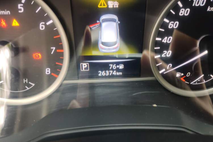 Used Nissan Tiida 2021 1.6L CVT Smart Drive Edition Odometer Close Up