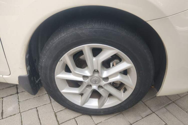 Used Nissan Tiida 2021 1.6L CVT Smart Drive Edition Right Front Wheel Hub