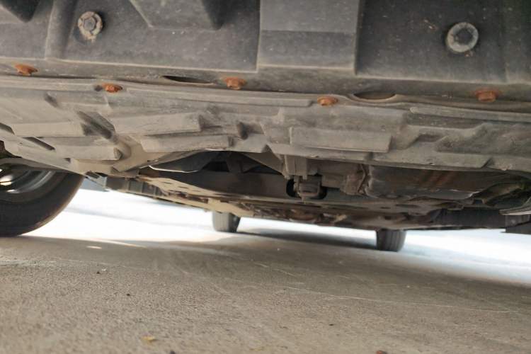 Used Nissan Tiida 2005 1.6GE AT Chassis Front