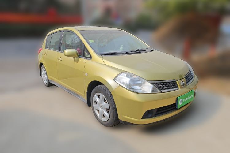 Used Nissan Tiida 2005 1.6GE AT Front Right 45 Deg