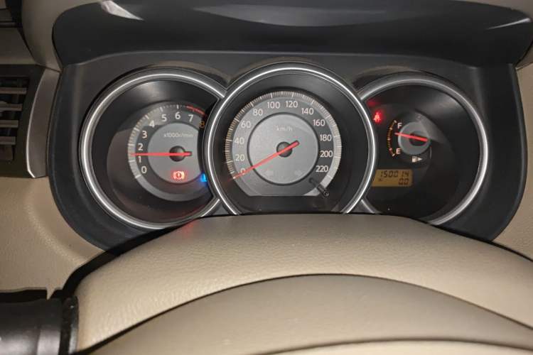 Used Nissan Tiida 2005 1.6G AT Instrument Cluster