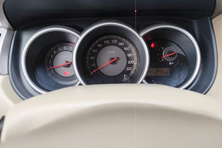 Used Nissan Tiida 2005 1.6GE AT Instrument Cluster