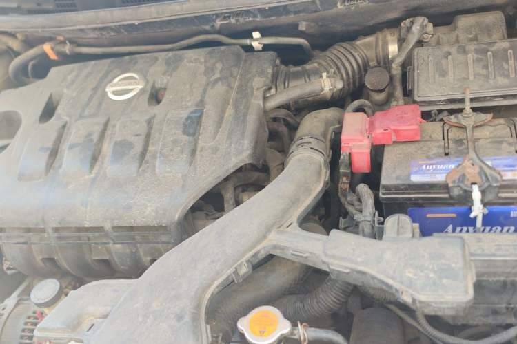 Used Nissan Tiida 2006 1.6 GE AT Engine Bay