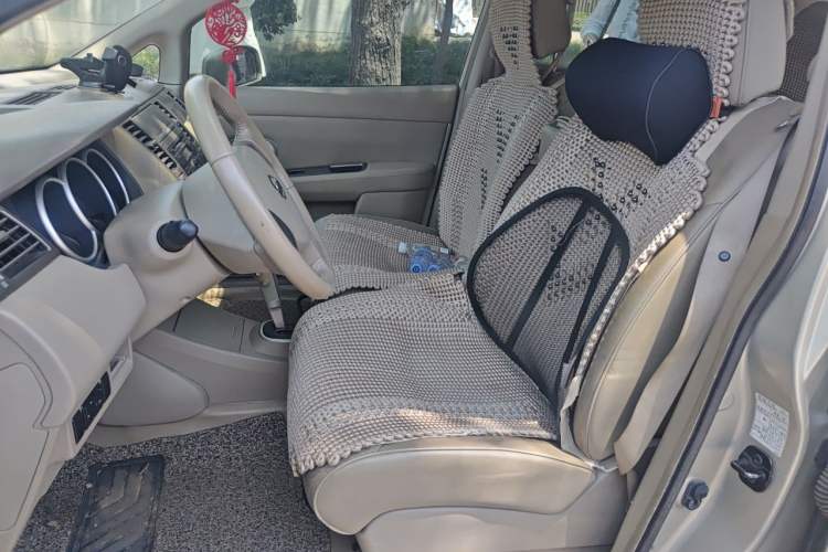 Used Nissan Tiida 2006 1.6 GE AT Left Front Seat