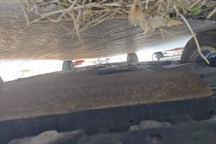 Used Nissan Tiida 2006 1.6GE MT Chassis Front