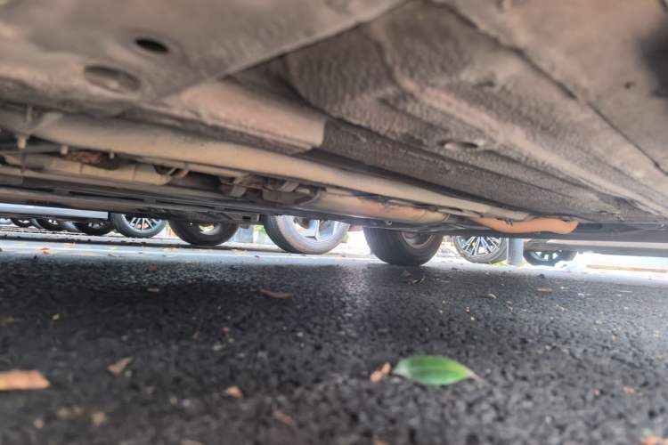 Used Nissan Tiida 2006 1.6G MT Chassis Front Left