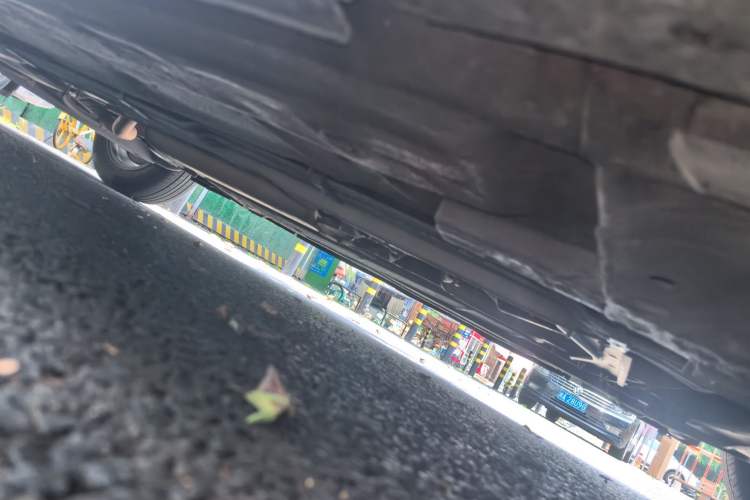 Used Nissan Tiida 2006 1.6G MT Chassis Front Right