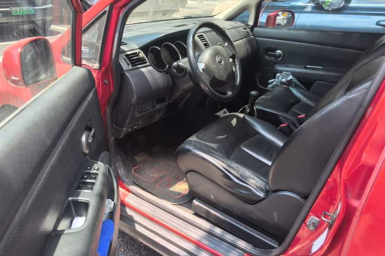 Used Nissan Tiida 2006 1.6G MT Driver Seat