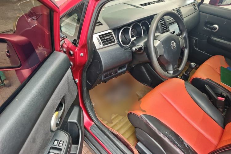 Used Nissan Tiida 2006 1.6G MT Driver Seat
