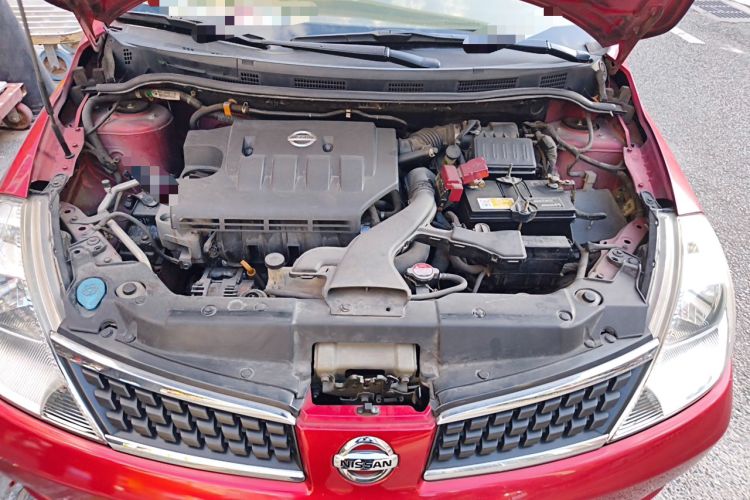 Used Nissan Tiida 2006 1.6 GE AT Engine Bay