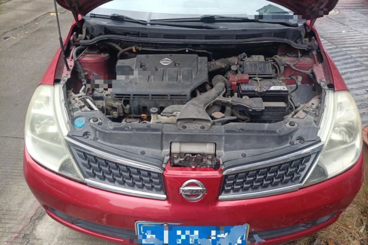 Used Nissan Tiida 2006 1.6G AT Engine Bay