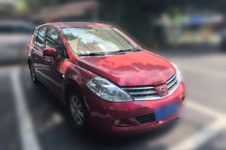 Used Nissan Tiida 2006 1.6G MT Front Right 45 Deg