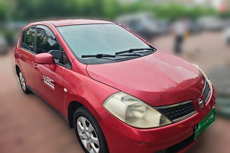 Used Nissan Tiida 2006 1.6G MT Front Right 45 Deg