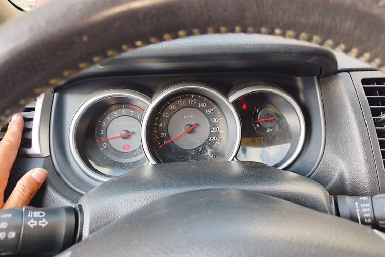 Used Nissan Tiida 2006 1.6 GE AT Instrument Cluster