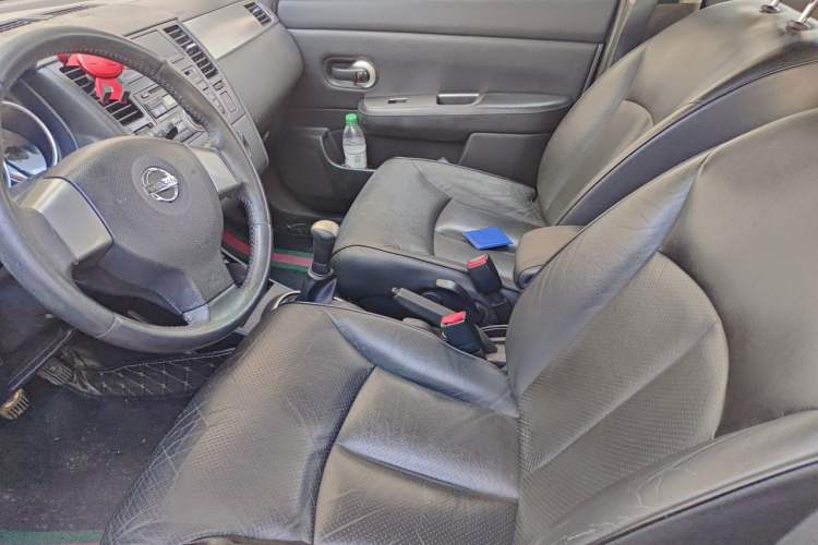 Used Nissan Tiida 2006 1.6GE MT Left Front Seat