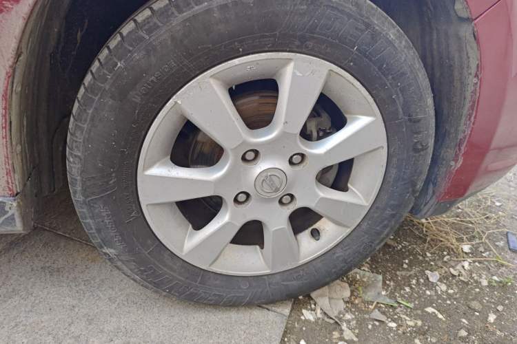 Used Nissan Tiida 2006 1.6GE MT Right Front Wheel Hub