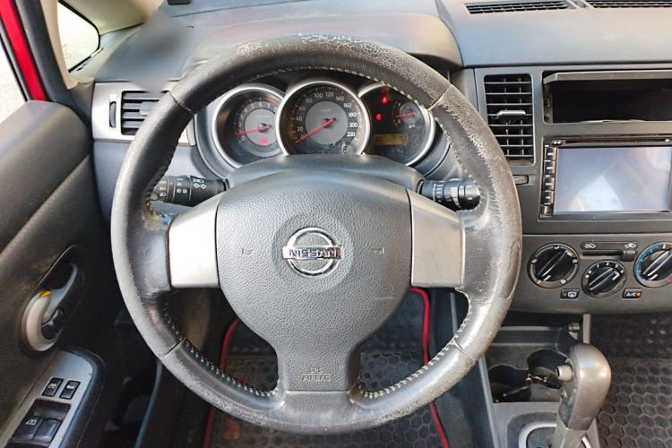 Used Nissan Tiida 2006 1.6 GE AT Steering Wheel
