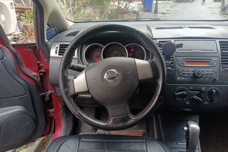 Used Nissan Tiida 2006 1.6G AT Steering Wheel