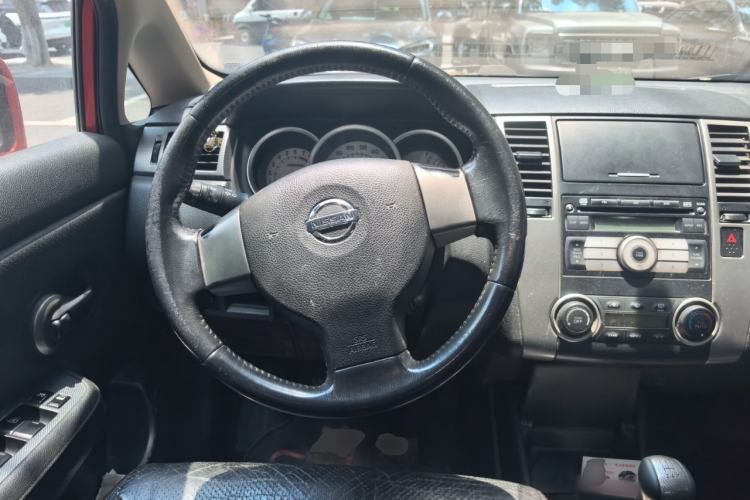 Used Nissan Tiida 2006 1.6G MT Steering Wheel