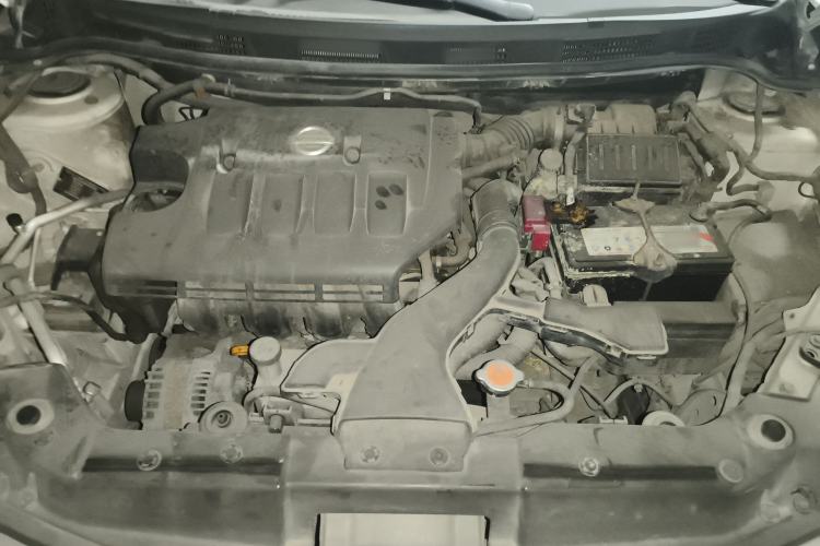 Used Nissan Tiida 2006 1.6 GE AT Engine Bay
