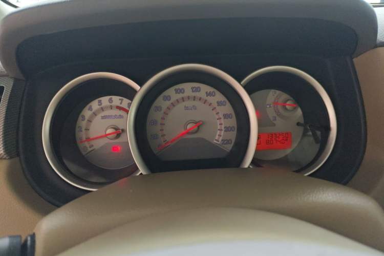 Used Nissan Tiida 2006 1.6 GE AT Instrument Cluster