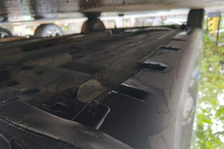 Used Nissan Tiida 2008 1.6L Automatic Fashion Edition Chassis Front Right