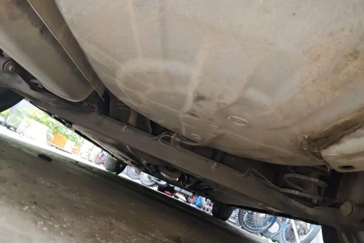 Used Nissan Tiida 2008 1.6L Manual Fashion Model Chassis Rear