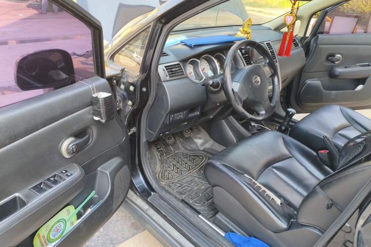 Used Nissan Tiida 2008 1.6L Manual Smart Version Driver Seat