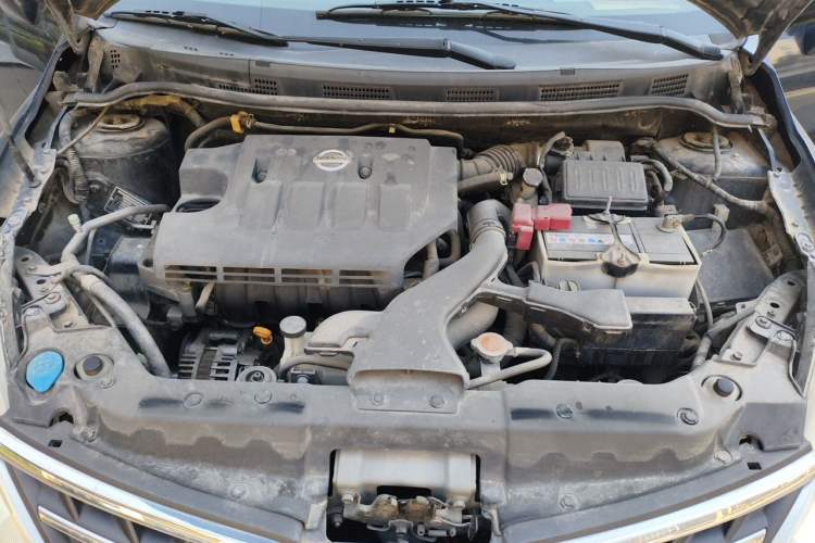 Used Nissan Tiida 2008 1.6L Manual Smart Version Engine Bay