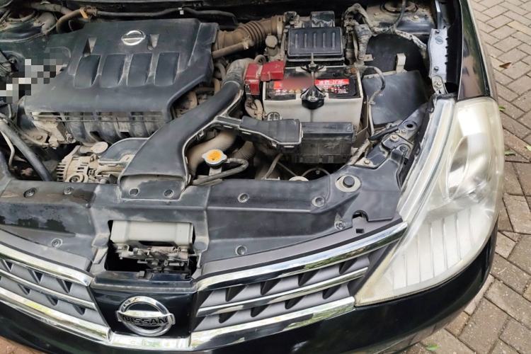 Used Nissan Tiida 2008 1.6L Automatic Smart Version Engine Bay Left