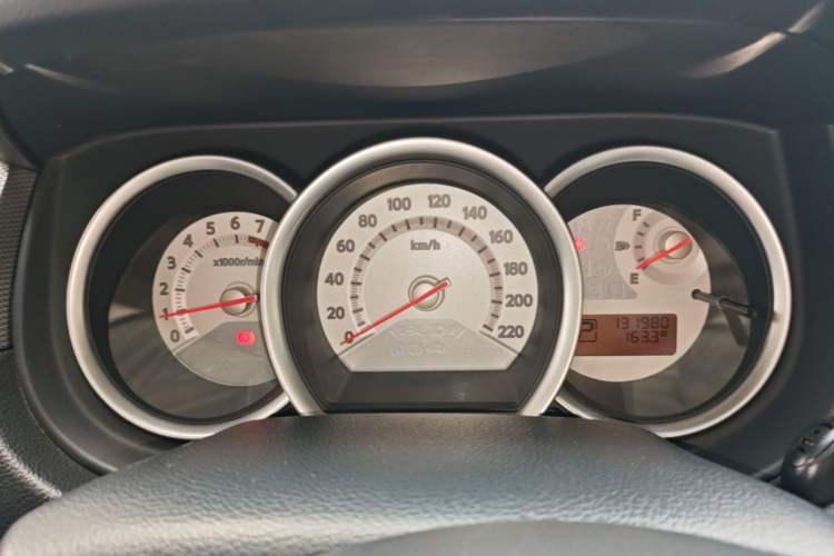 Used Nissan Tiida 2008 1.6L Automatic Smart Version Instrument Cluster
