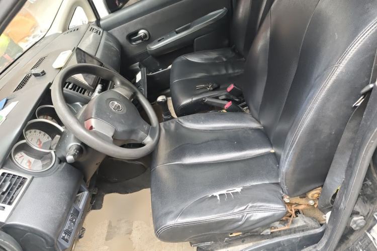 Used Nissan Tiida 2008 1.6L Manual Fashion Model Left Front Seat