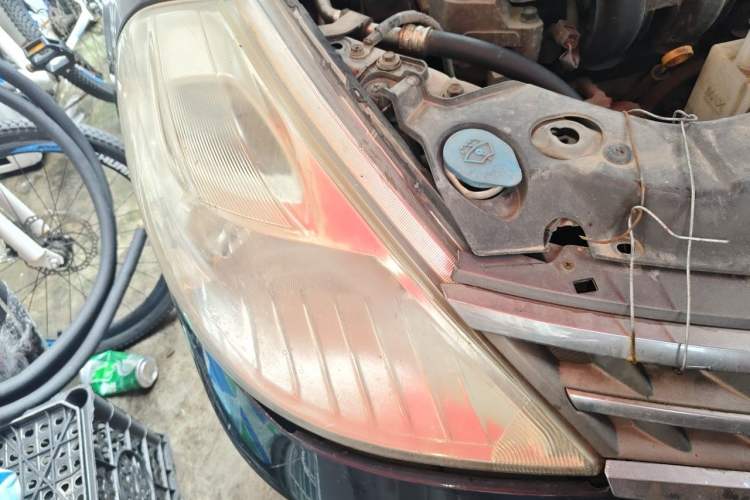 Used Nissan Tiida 2008 1.6L Manual Fashion Model Right Front Headlight