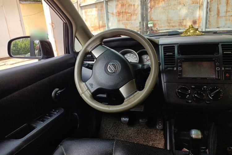 Used Nissan Tiida 2008 1.6L Manual Fashion Model Steering Wheel