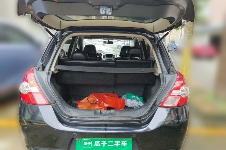 Used Nissan Tiida 2008 1.6L Automatic Fashion Edition Trunk