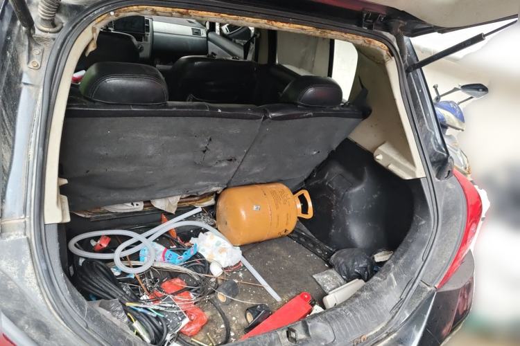 Used Nissan Tiida 2008 1.6L Manual Fashion Model Trunk