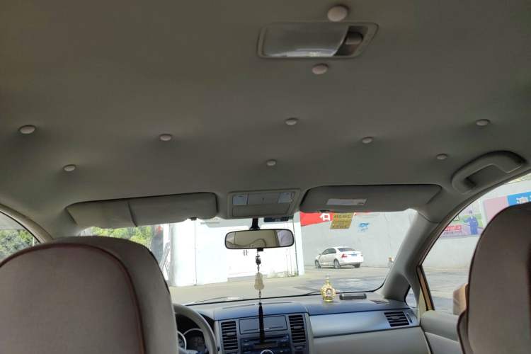 Used Nissan Tiida 2008 1.6L Manual Fashion Model Headliner