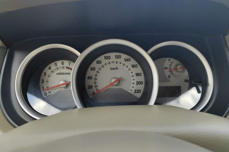 Used Nissan Tiida 2008 1.6L Manual Fashion Model Instrument Cluster
