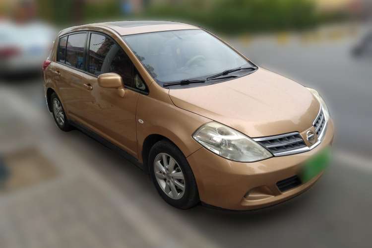 Used Nissan Tiida 2008 1.6L Automatic Smart Version Front Right 45 Deg