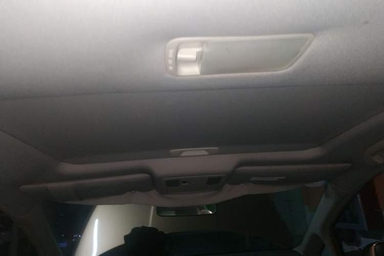 Used Nissan Tiida 2008 1.6L Automatic Smart Version Headliner