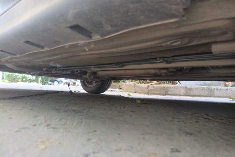 Used Nissan Tiida 2008 1.6L Manual Smart Version Chassis Front Right