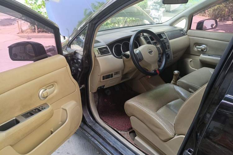 Used Nissan Tiida 2008 1.6L Manual Smart Version Driver Seat